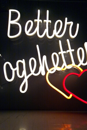 /productos/2026/05/20/letreros-de-neon-better-togehetter-01.jpg