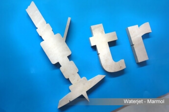 /trabajos/1-waterjet-aluminios/0270-varios4/corte-por-agua-350.jpg
