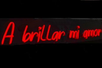 /trabajos/2026/03/07/letreros-de-neon-a-brillar-01.jpg