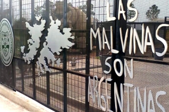 /trabajos/2026/09/21/letras-de-pvc-acero-las-malvinas-carrilobo-06.jpg
